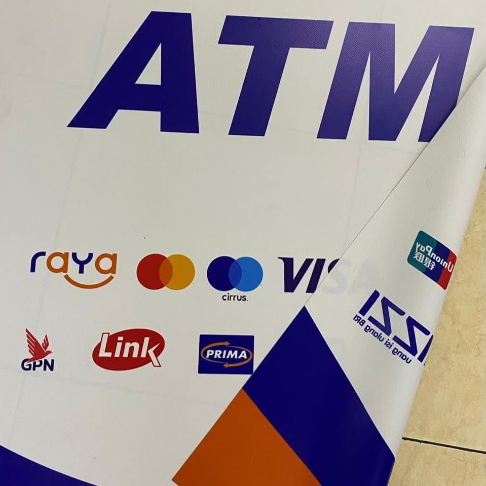 detail hasil cetak backlite 2 side by Titanium Printing